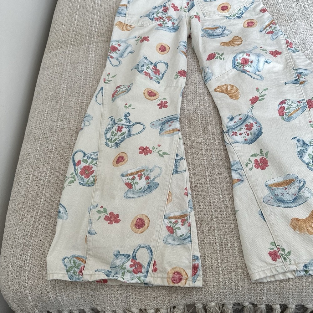 Free People Eden Brunch Jeans Size 26 Printed Barrel Teapot Croissant Sold Out - Picture 10 of 15